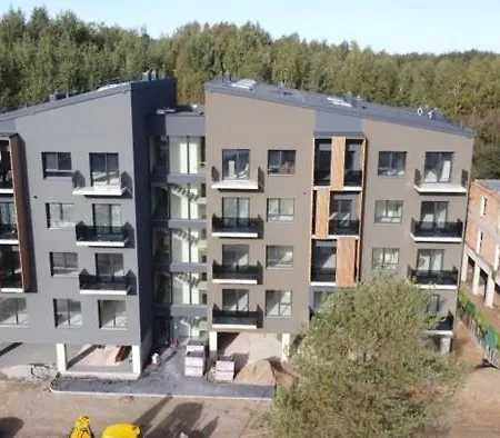 Jaukus Butas 2 Kambariu Girioje