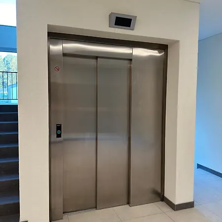 Jaukus Butas 2 Kambariu Girioje דירה *