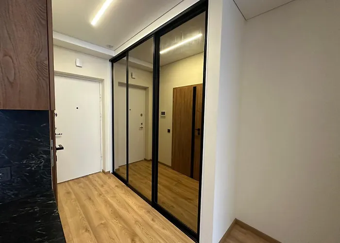 Daire Jaukus Butas 2 Kambariu Girioje