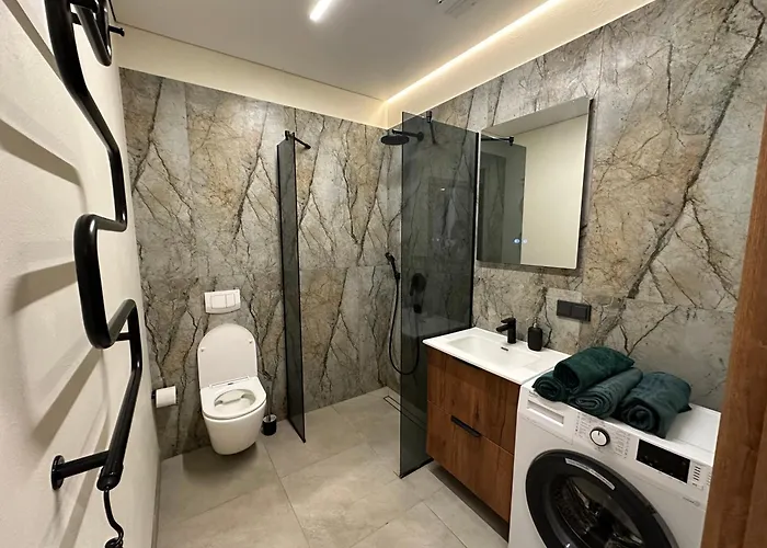 Jaukus Butas 2 Kambariu Girioje Kaunas